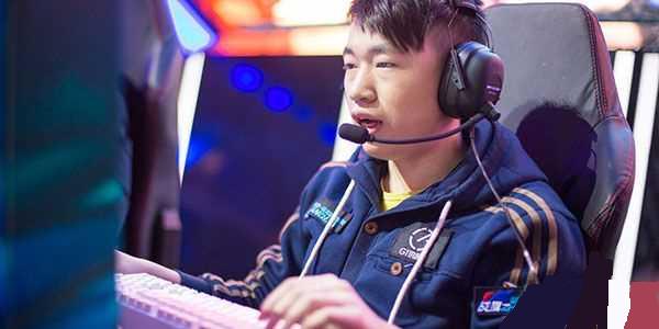 在过去一个 在过去一个