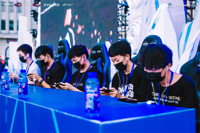 与其他案例 与其他案例