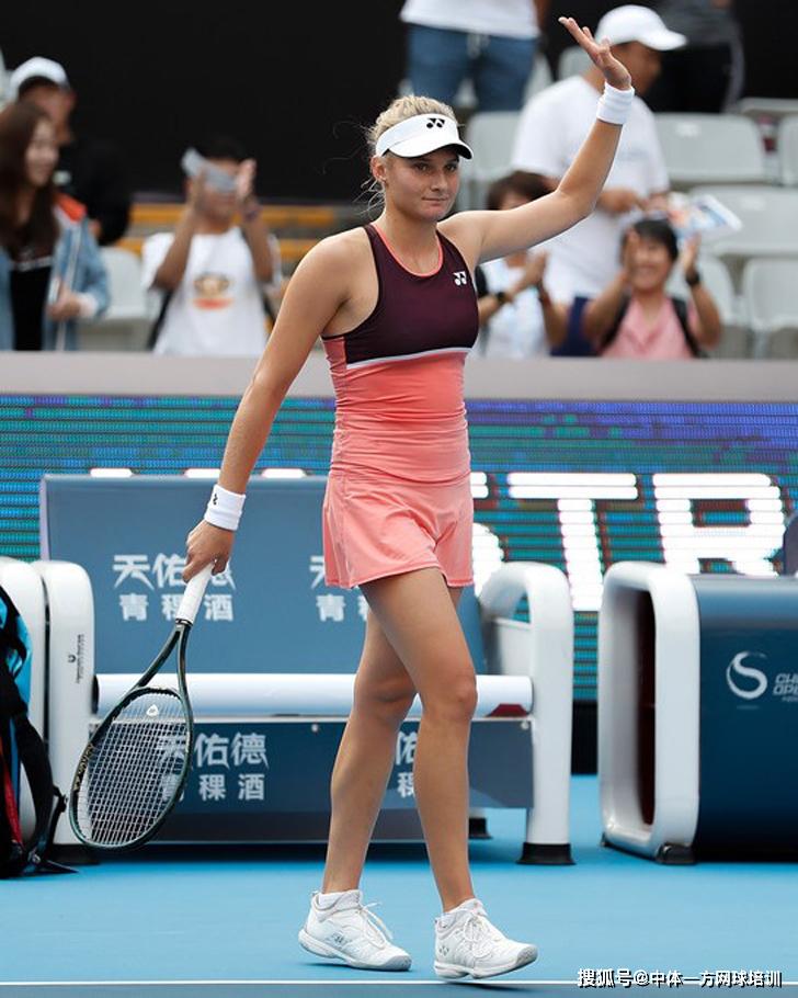 带领球队冲 带领球队冲